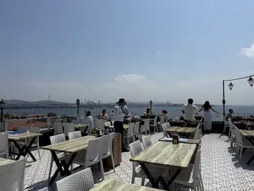 Seven Hills Restaurant