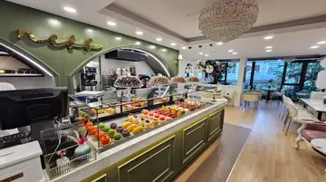 Ness Patisserie & Breakfast