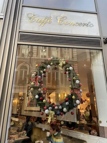 St Martin's Courtyard