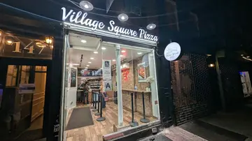 Village Square Pizza