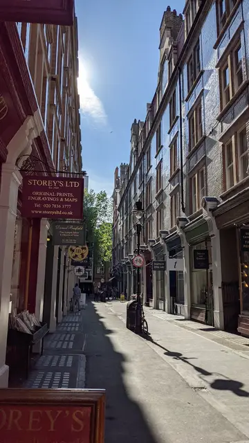 Cecil Court