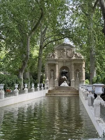 Medici Fountain